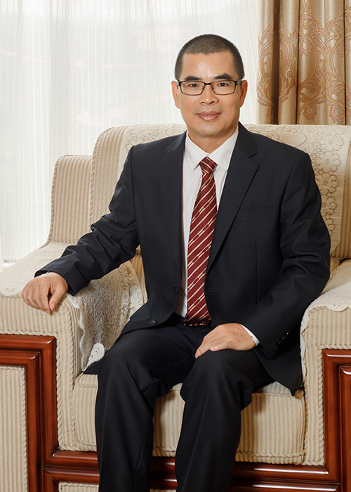温志芬 现任j9国际站集团股份有限公司董事长